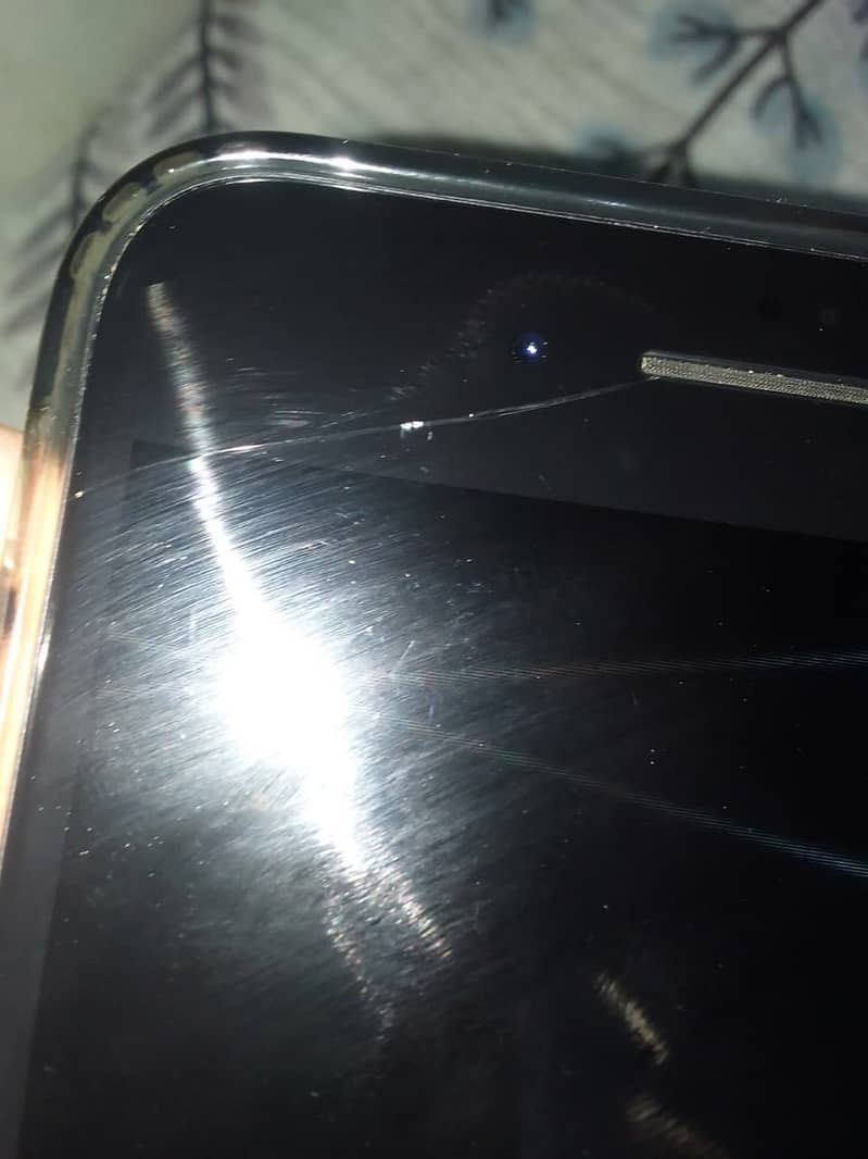 Apple iPhone 8 Plus 0
