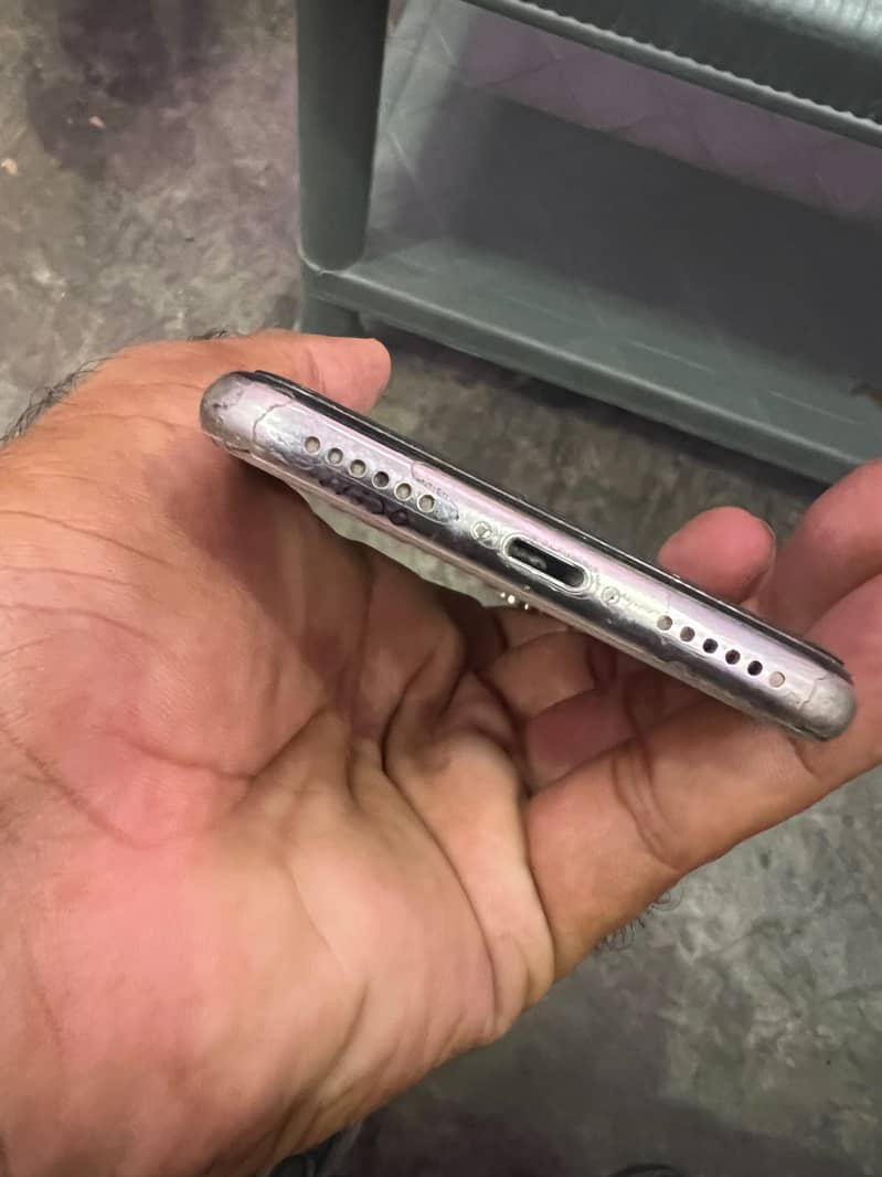 Apple iPhone X 2