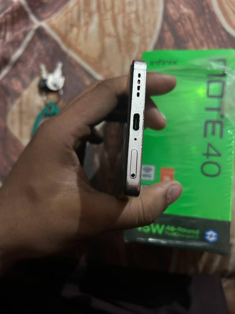 Infinix Note 40 2