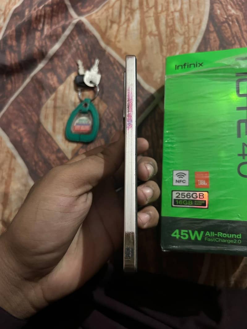 Infinix Note 40 7
