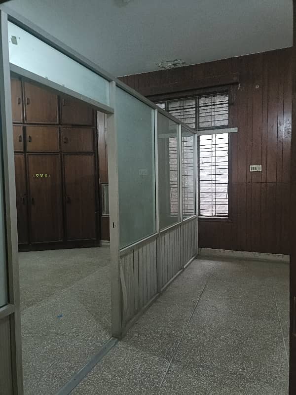 Upper Portion Available For Rent 7