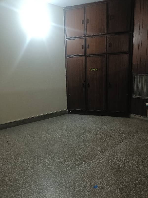 Upper Portion Available For Rent 8