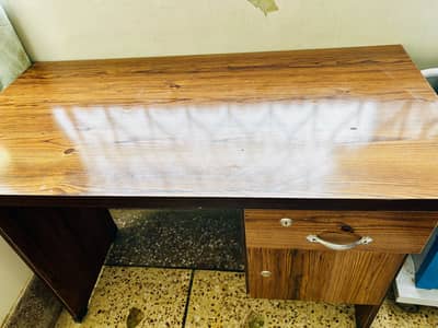 Table for office and student work