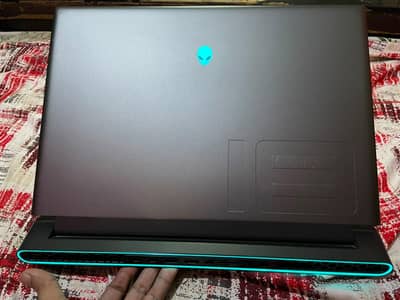 Dell Alienware M18 R1 I9 13900HX Rtx 4090