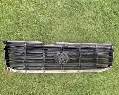 Land cruiser front grill