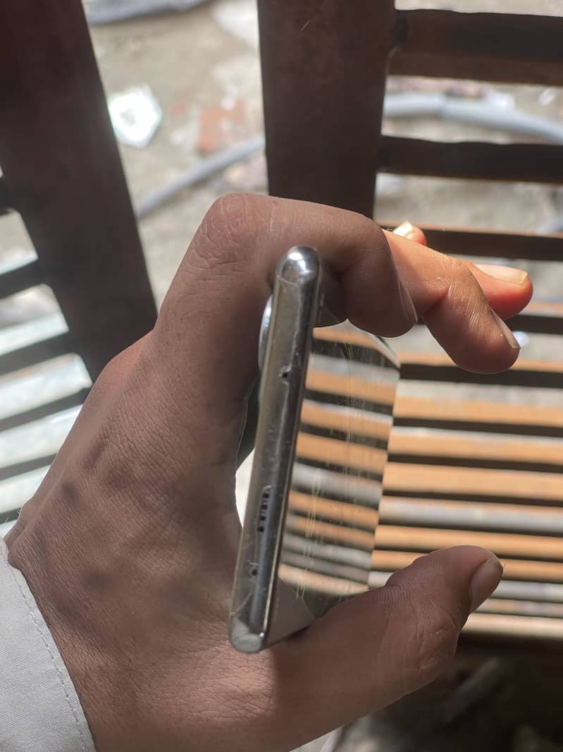 Tecno CAMON 40 Pro 5