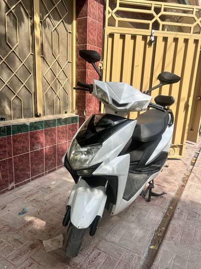 2024 Electric Scooty | 60V 30Ah Lithium | 1200W | 55 KM/H | 90KM Range