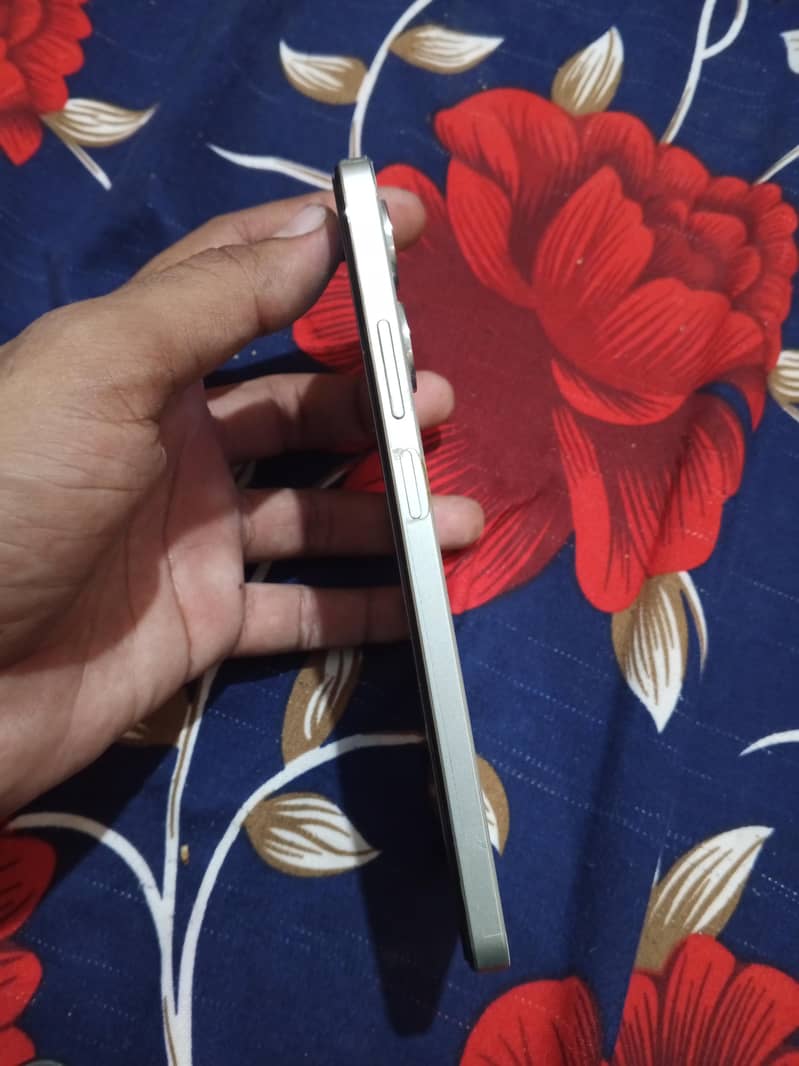 Realme Note 60x 6