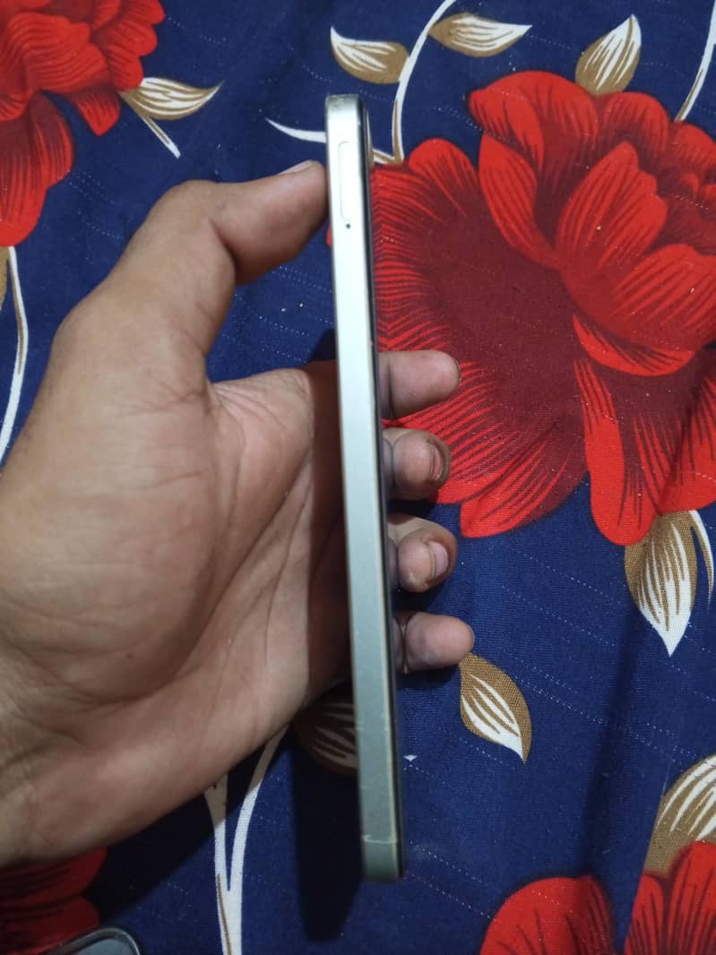 Realme Note 60x 8