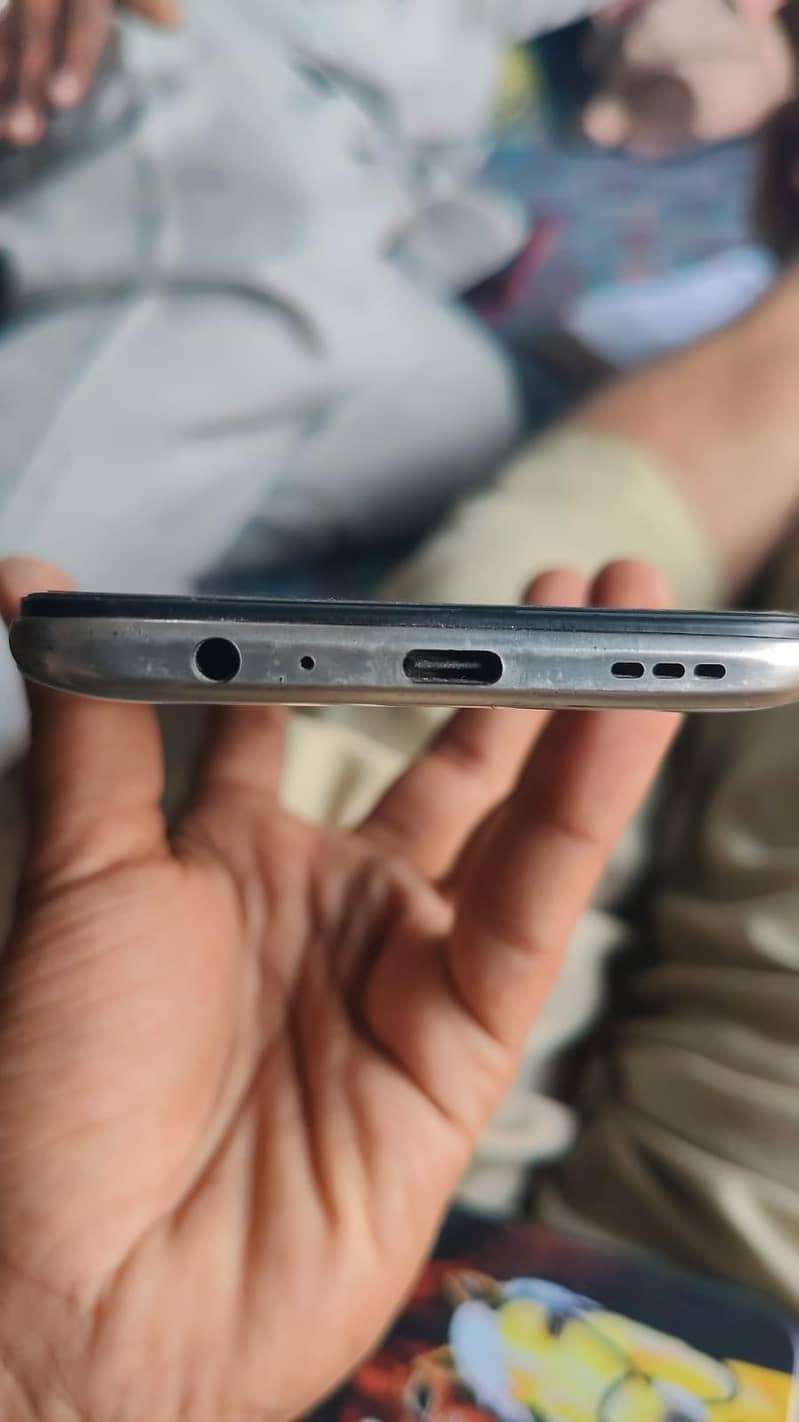 OPPO Reno 2f 1