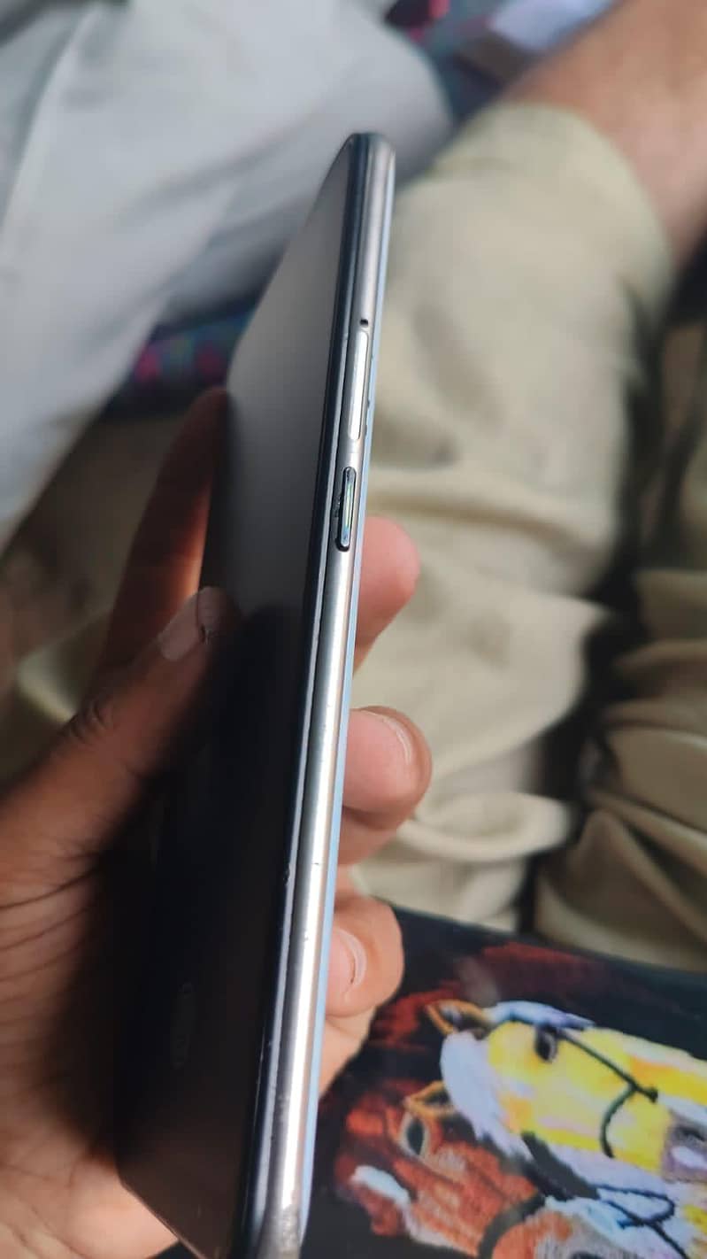 OPPO Reno 2f 5