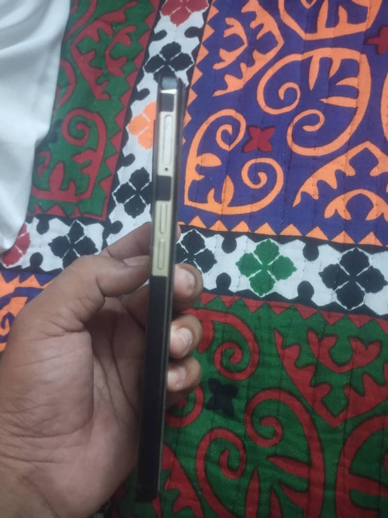 OPPO A57 4