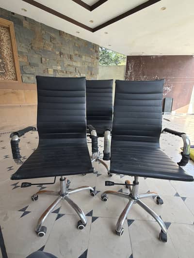 Revolving Office chair
