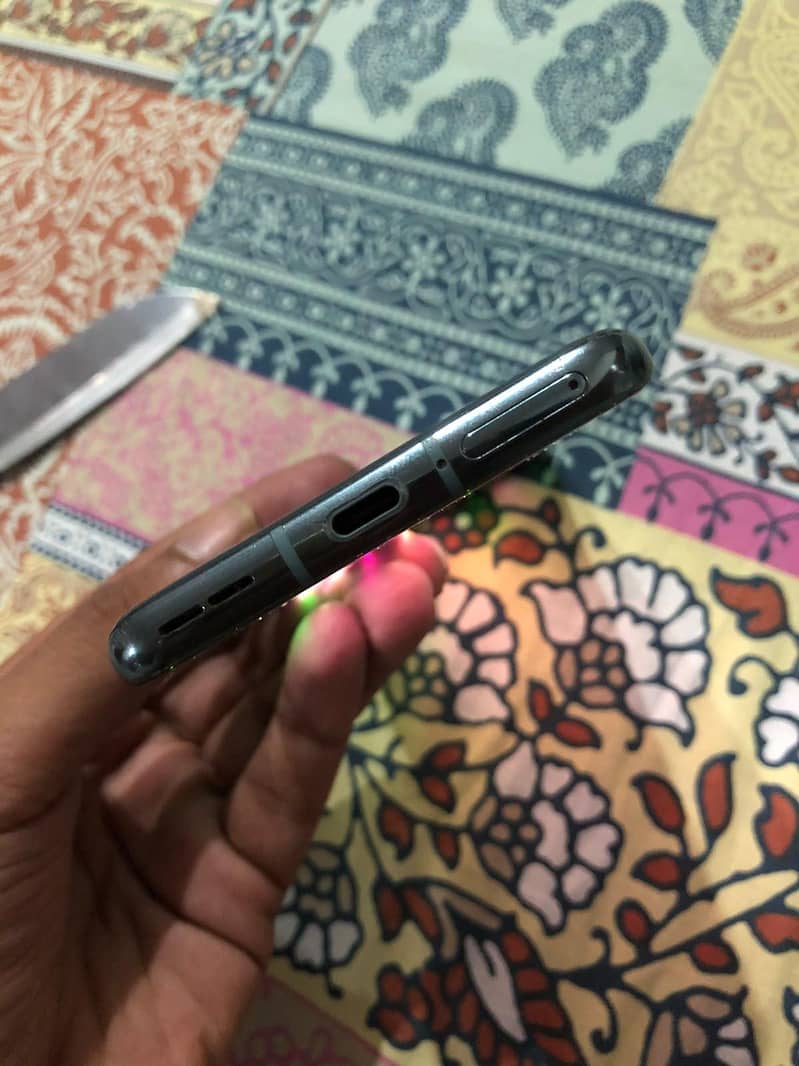 One Plus 9 Pro 4
