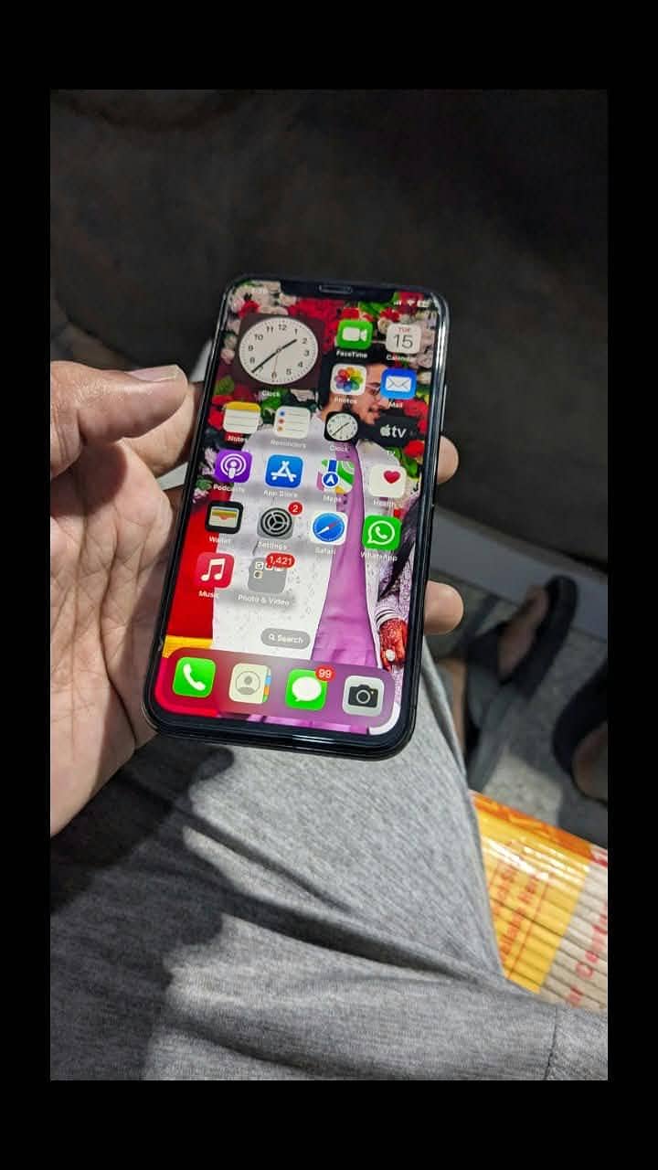Apple iPhone X 0