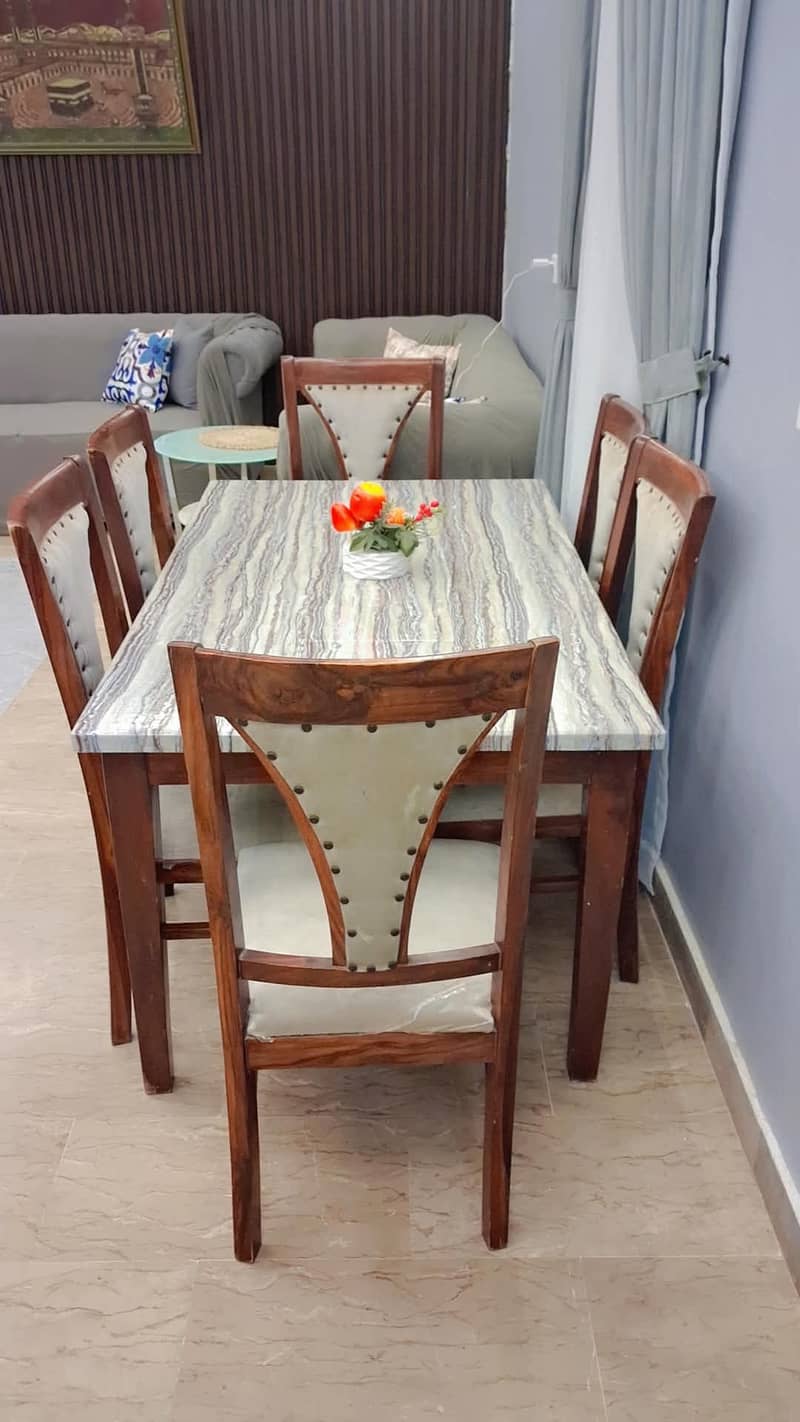 6 seater dining table 1