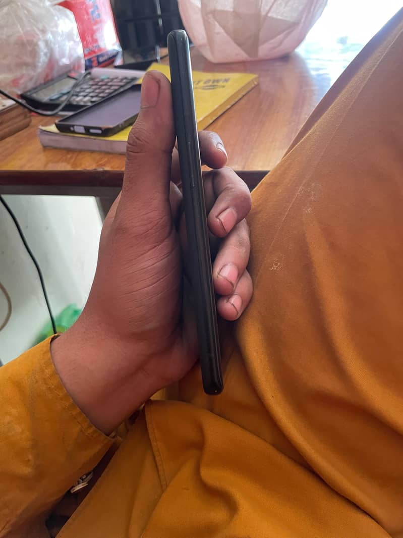 One Plus 9 Pro 4