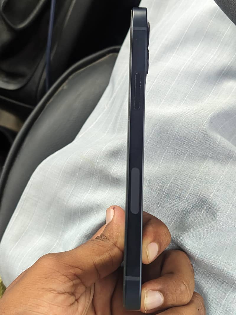 Apple iPhone 12 5