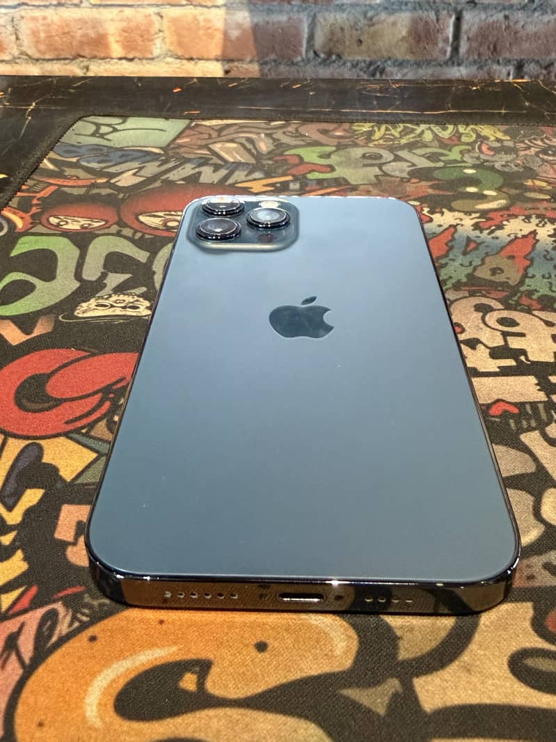 Apple iPhone 12 Pro Max 2