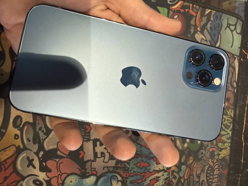 Apple iPhone 12 Pro Max 8