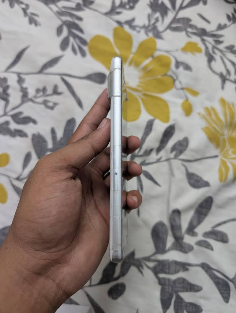 Google Pixel 7 3