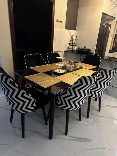 Dining Table with 6 Chairs
