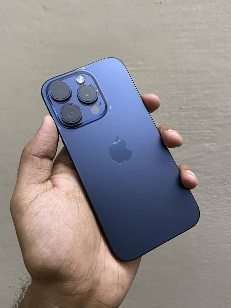 Apple iPhone 15 Pro 1