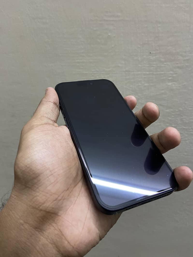 Apple iPhone 15 Pro 5