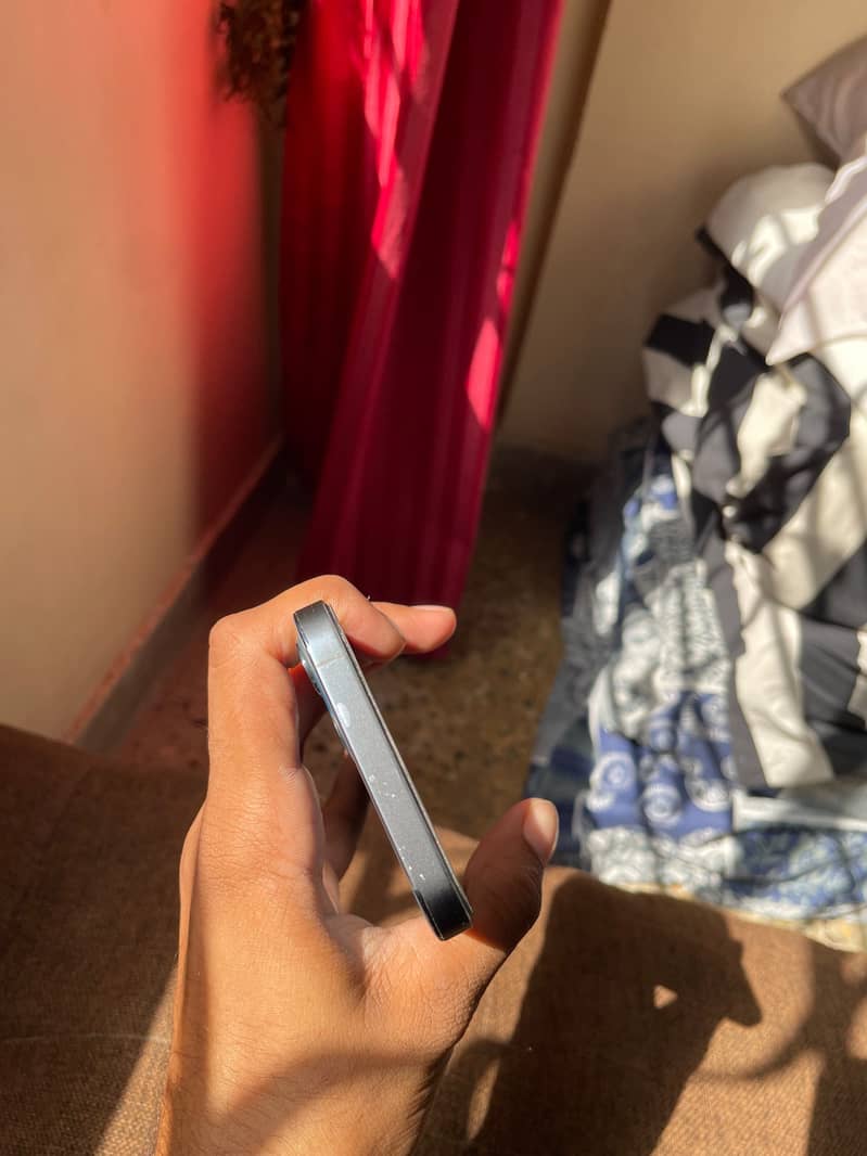 Apple iPhone 12 Pro 1