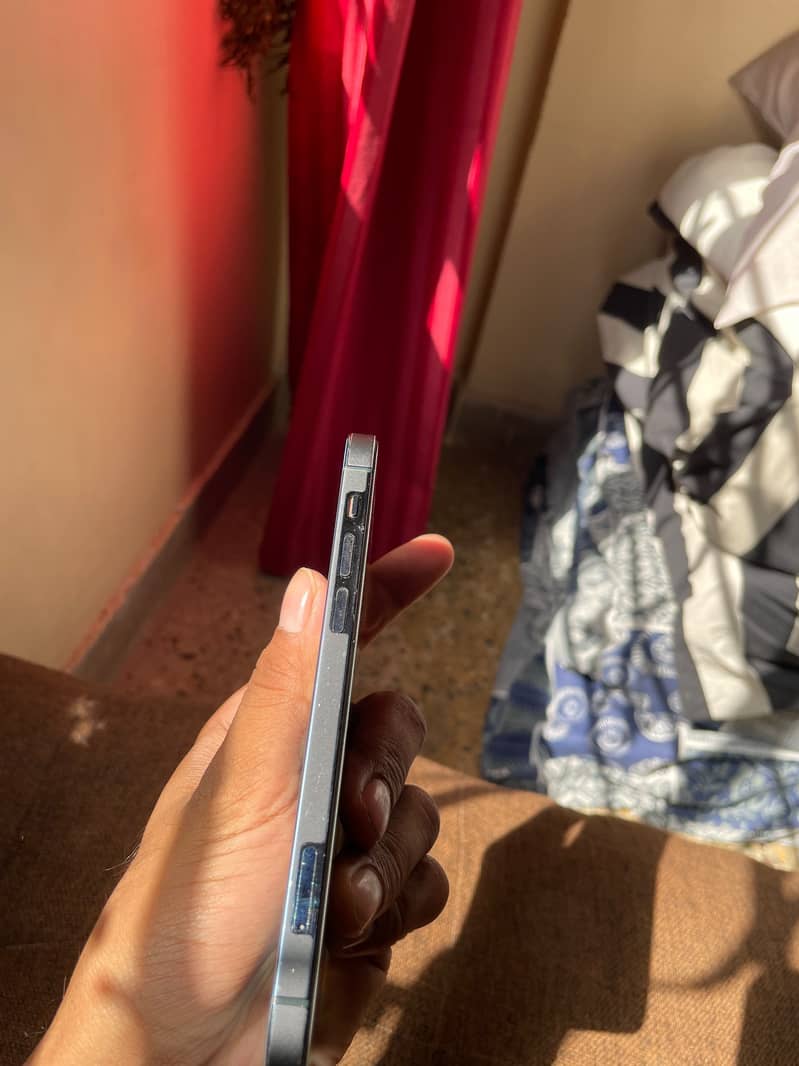 Apple iPhone 12 Pro 6