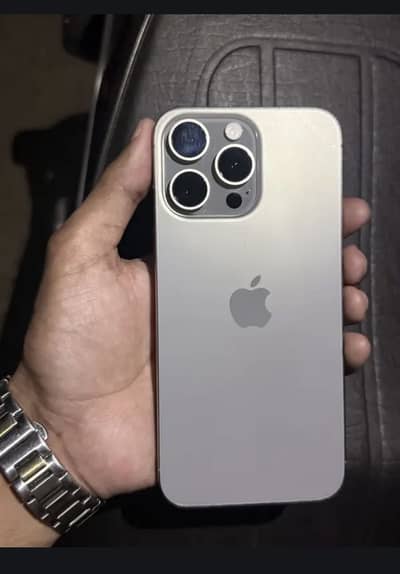 Apple iPhone 15 Pro Max
