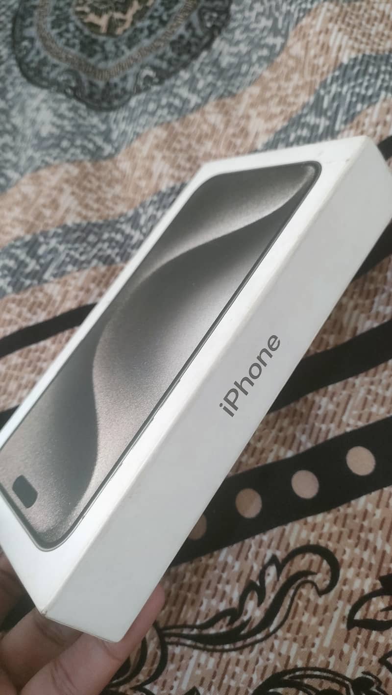 Apple iPhone 15 Pro Max 7