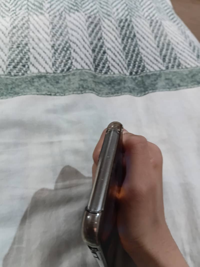 Apple iPhone 8 Plus 1