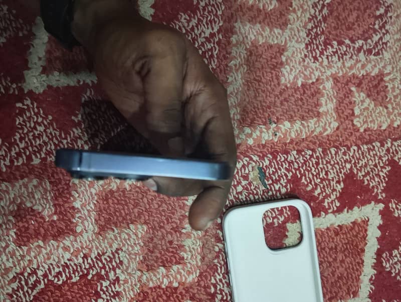 Apple iPhone 14 Pro Max 5
