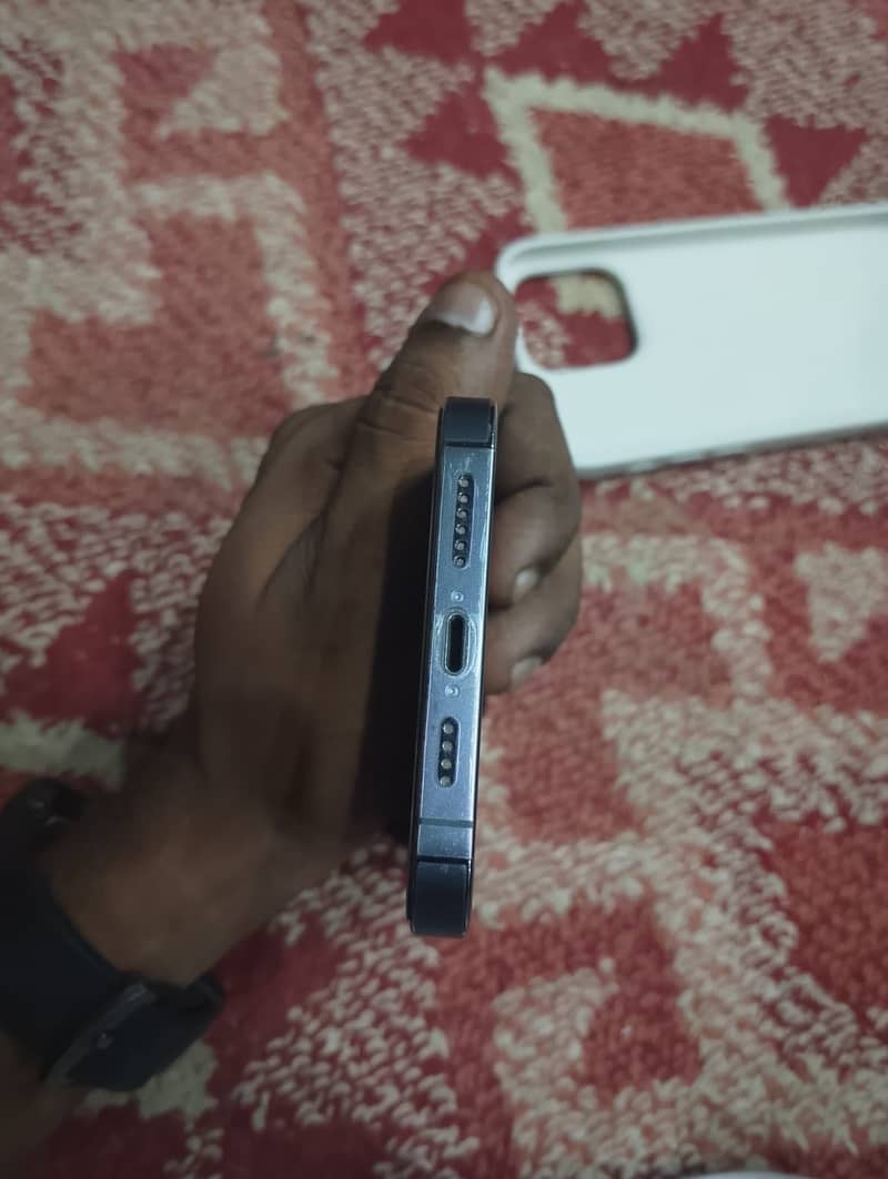 Apple iPhone 14 Pro Max 7