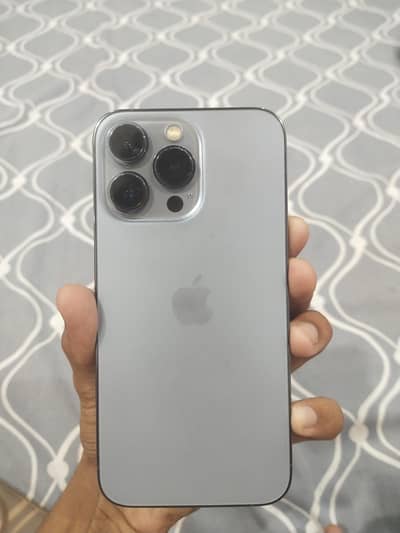 Apple iPhone 13 Pro