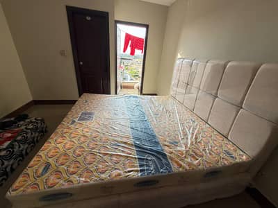 king size bed with king size 8 inches matress for sale
