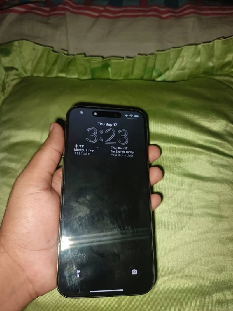 Apple iPhone 15 Pro Max 6