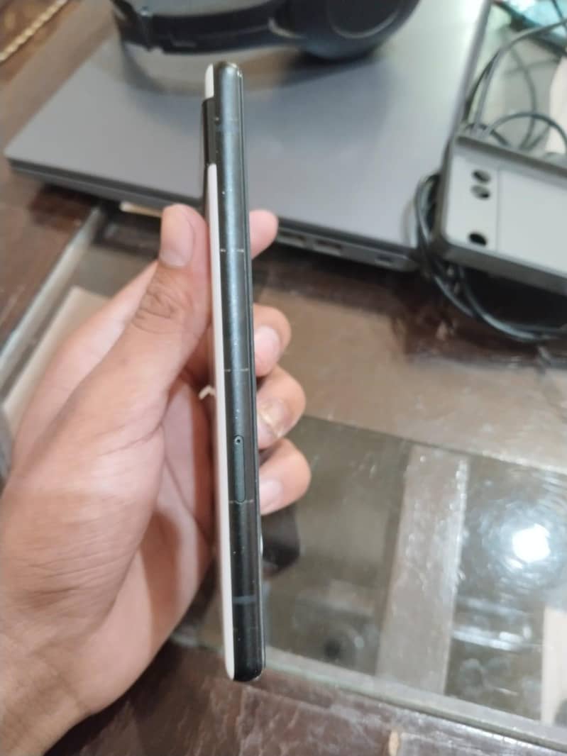 Google Pixel 6a 4