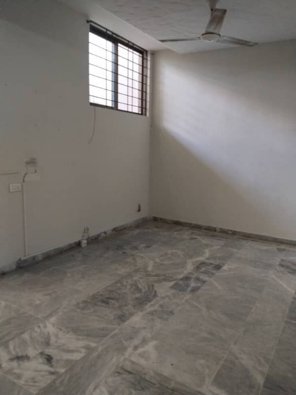 E11 Lower ground 2bed 5