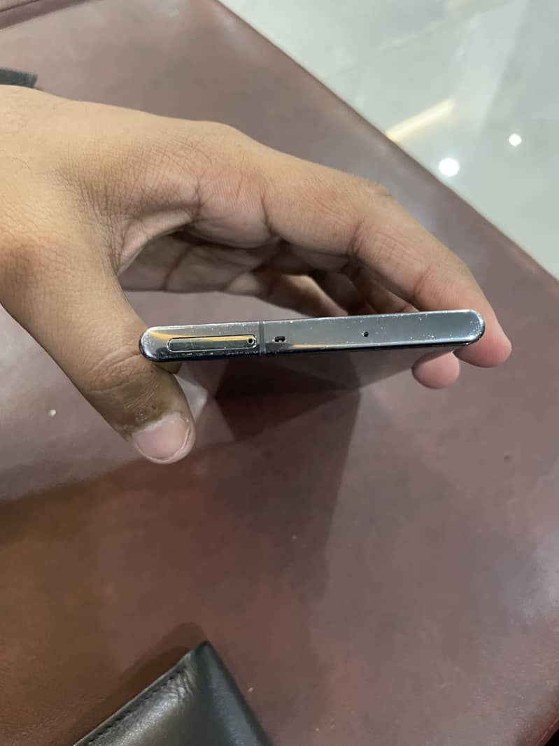 Samsung Mobile Note 10 Plus 3