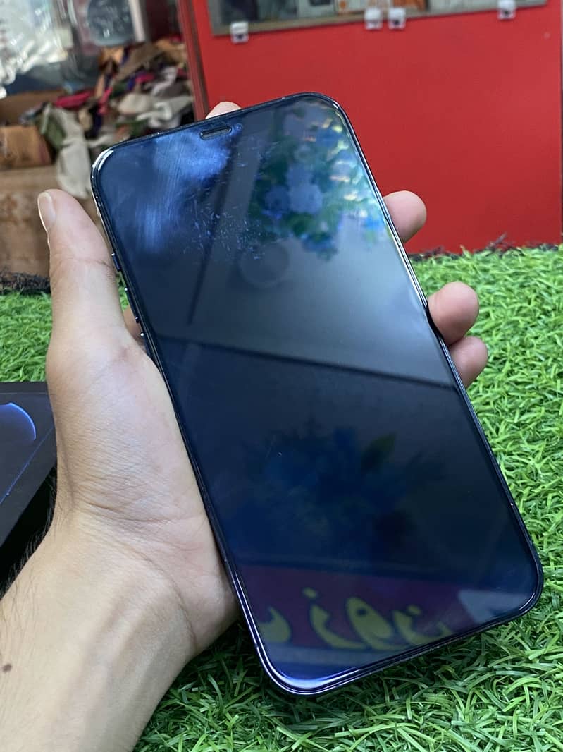 Apple iPhone 12 Pro Max 6