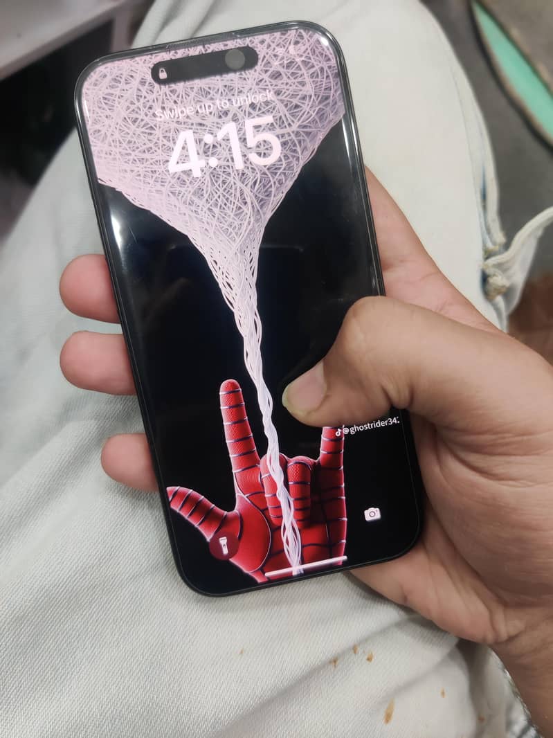 Apple iPhone 15 Pro 0