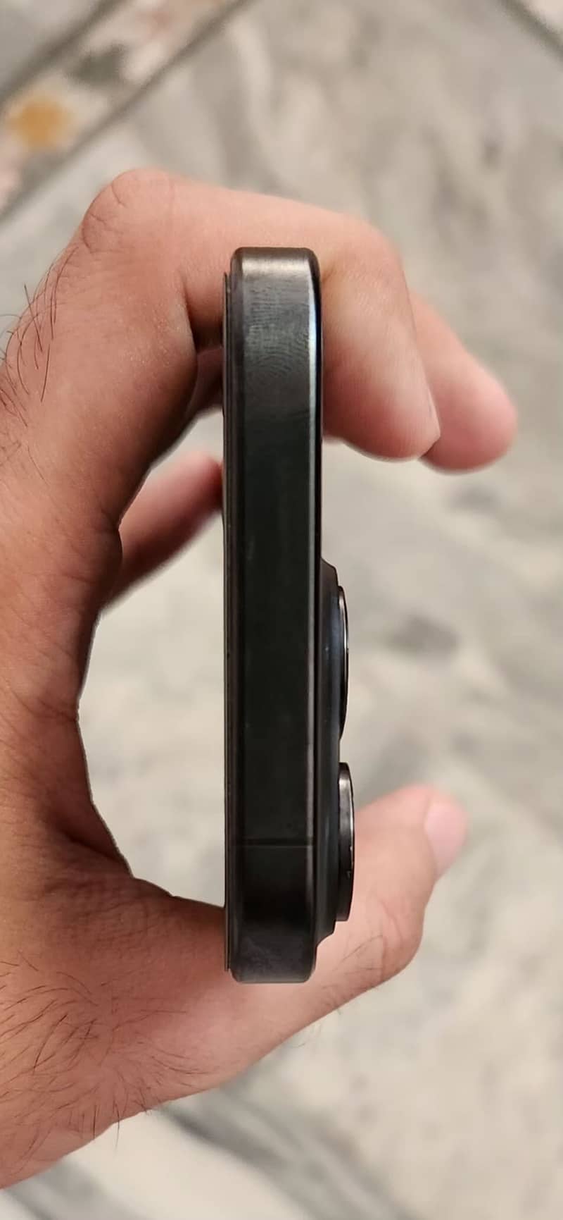 Apple iPhone 15 Pro 3