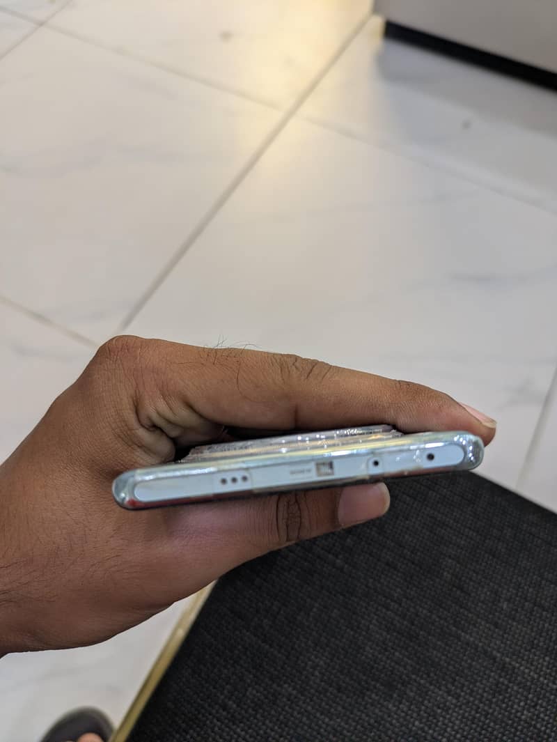 Infinix Zero 40 4
