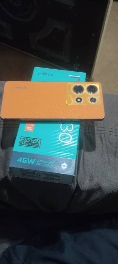 Infinix Note 30
