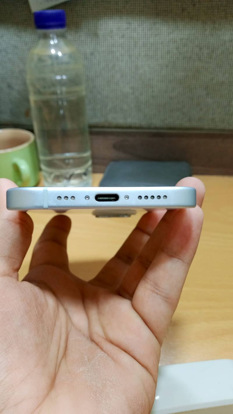 Apple iPhone 15 8
