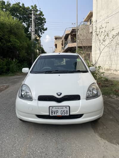 Toyota Vitz FL 1.0