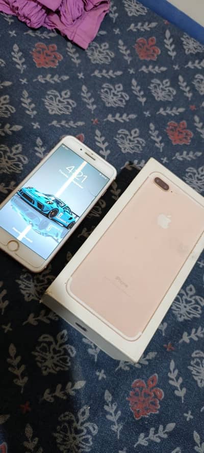 Apple iPhone 7 Plus with box