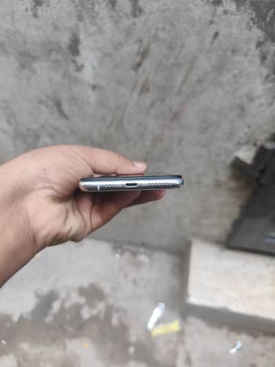 Apple iPhone XS 256 gb condition 10/8  factory unlock